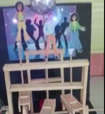 MAQUINAS EN EL TALLER DE INGENIOS