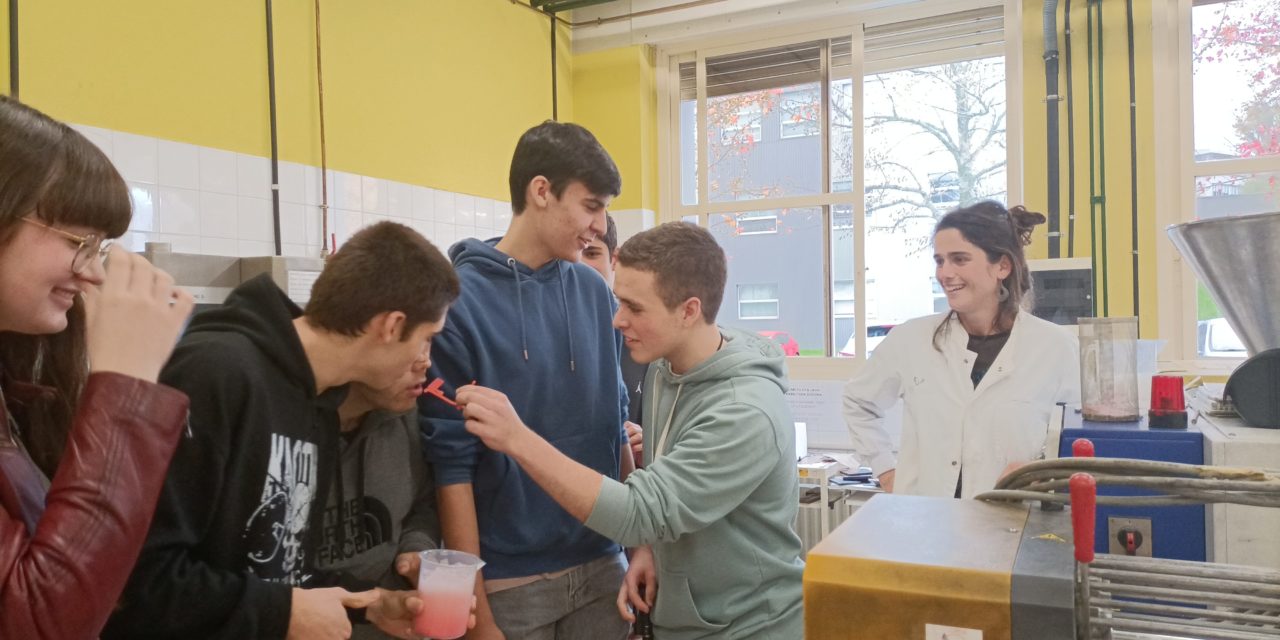 Vistamos el laboratorio de la Facultad de Químicas