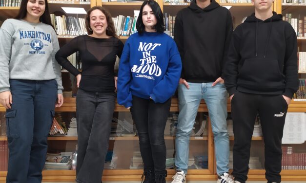 Dos premiados y una mención para los alumnos de Luberri en el concurso literario Koldo Mitxelena