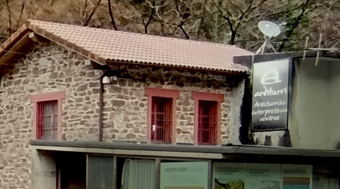 En el Museo de Geología Luberri y en las minas de Arditurri