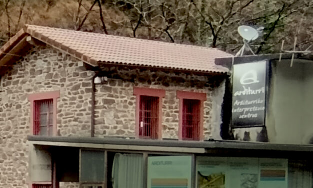 En el Museo de Geología Luberri y en las minas de Arditurri